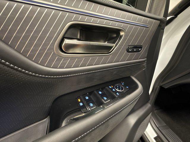 new 2026 INFINITI QX80 car, priced at $105,159