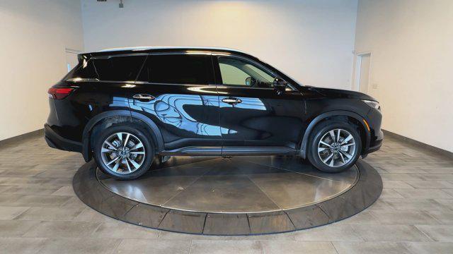 used 2025 INFINITI QX60 car, priced at $44,666