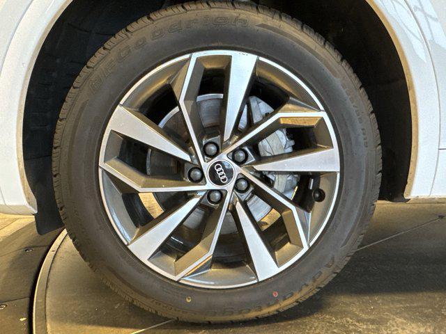 used 2021 Audi Q5 car, priced at $23,418