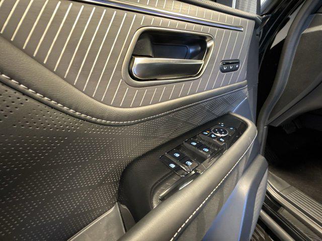 new 2025 INFINITI QX80 car, priced at $108,590
