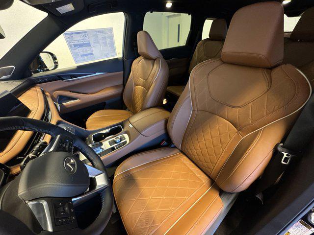 new 2025 INFINITI QX60 car, priced at $69,620