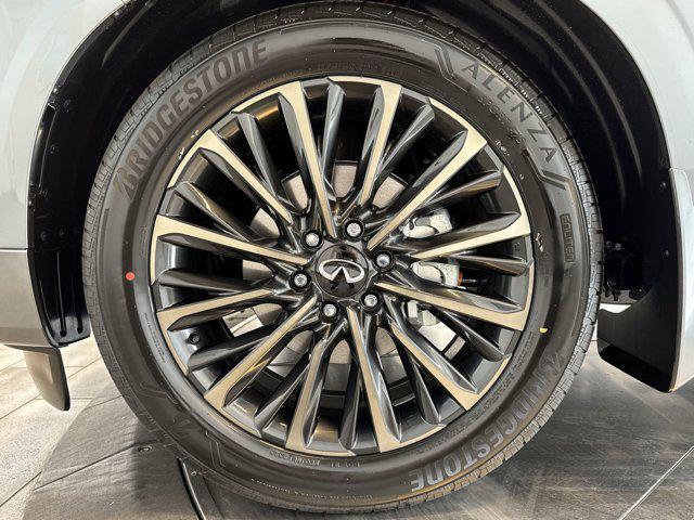 new 2026 INFINITI QX80 car, priced at $113,895