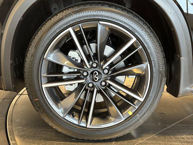 new 2025 INFINITI QX50 car, priced at $51,158
