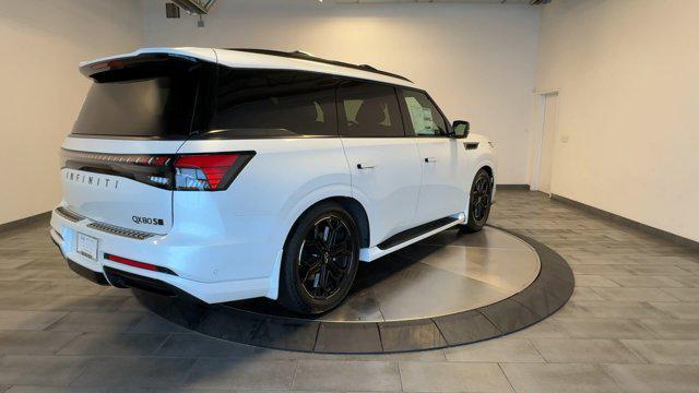 new 2026 INFINITI QX80 car, priced at $95,067