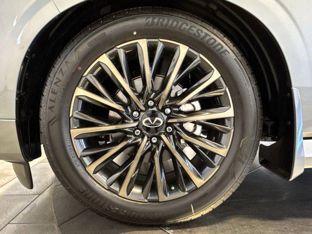 new 2025 INFINITI QX80 car, priced at $103,755
