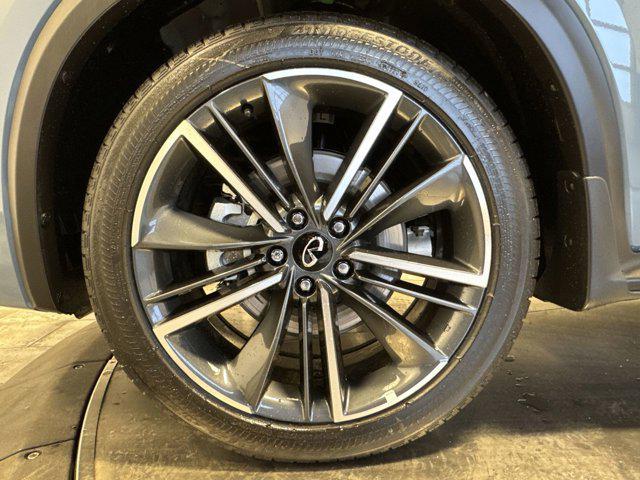 new 2025 INFINITI QX55 car, priced at $51,280
