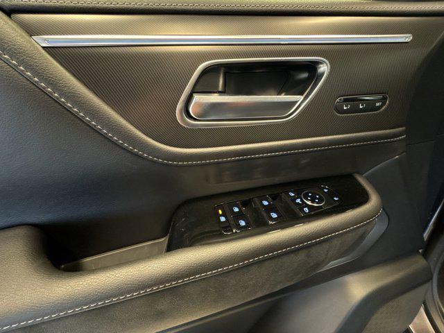new 2025 INFINITI QX80 car, priced at $91,999