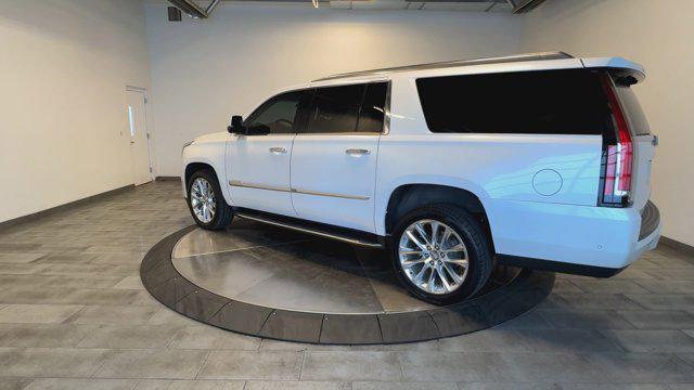 used 2019 Cadillac Escalade ESV car, priced at $30,333