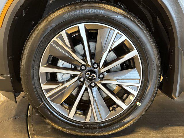 new 2026 INFINITI QX60 car, priced at $61,690