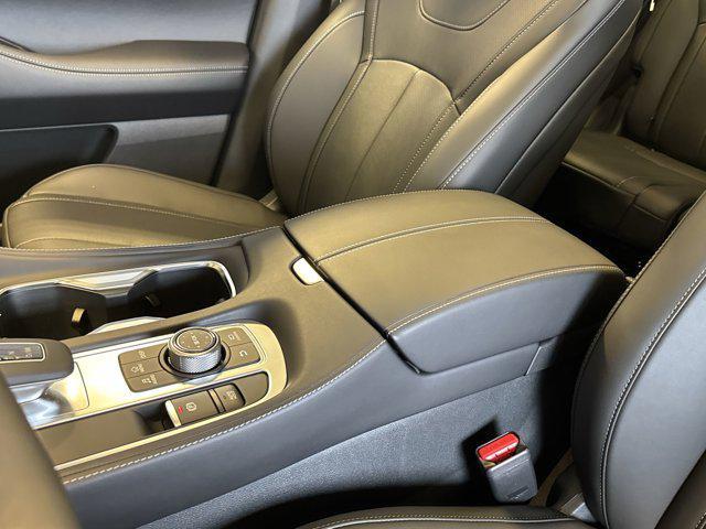 new 2025 INFINITI QX60 car, priced at $52,285