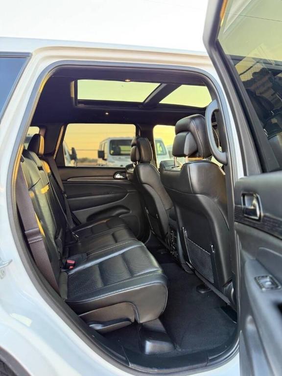 used 2020 Jeep Grand Cherokee car, priced at $27,900