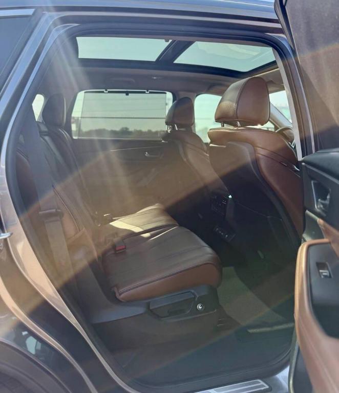used 2022 Acura MDX car, priced at $35,995