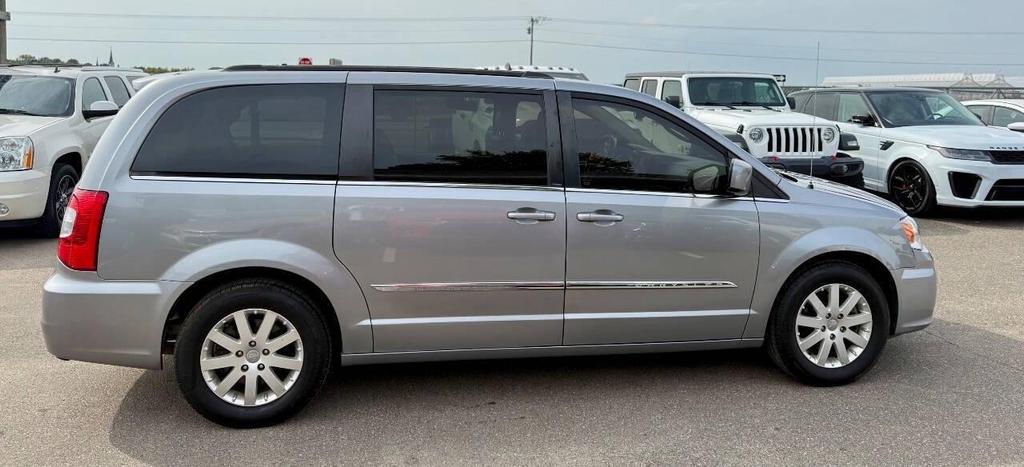 used 2014 Chrysler Town & Country car, priced at $10,995