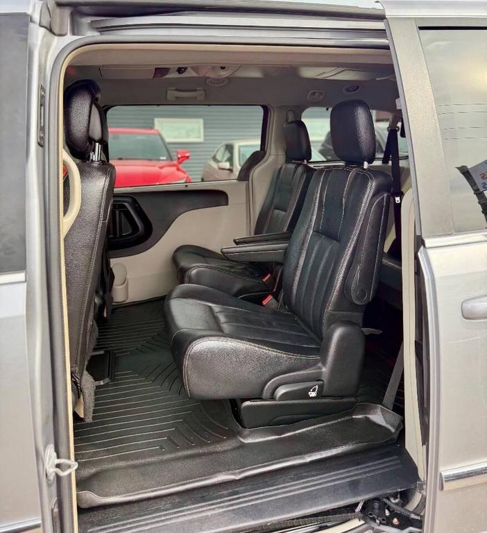 used 2014 Chrysler Town & Country car, priced at $10,995