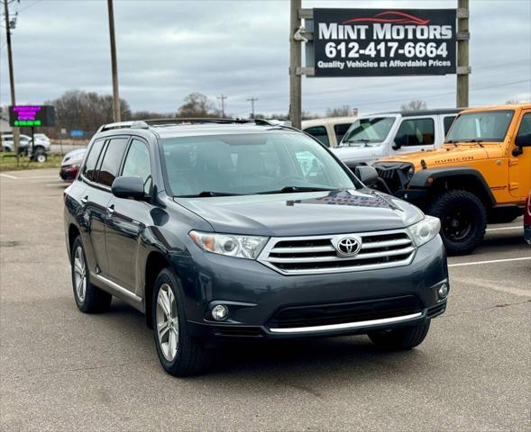 used 2013 Toyota Highlander car, priced at $14,995