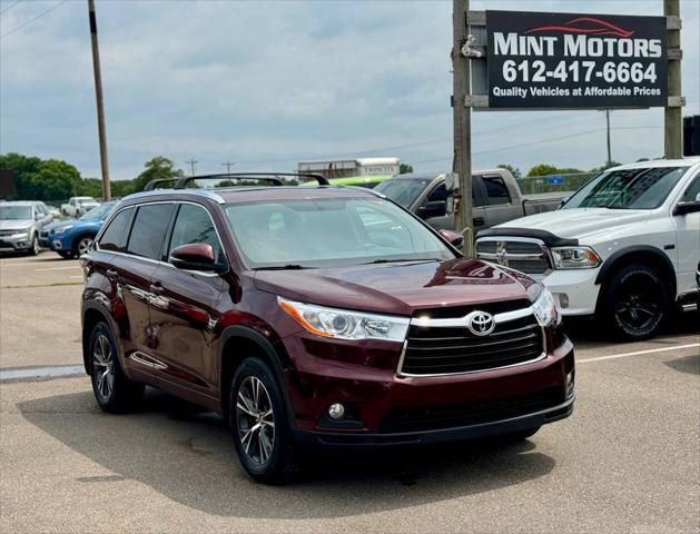 used 2016 Toyota Highlander car, priced at $17,995