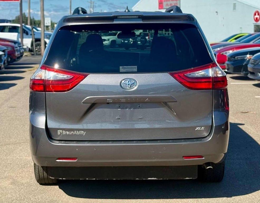 used 2020 Toyota Sienna car, priced at $30,995