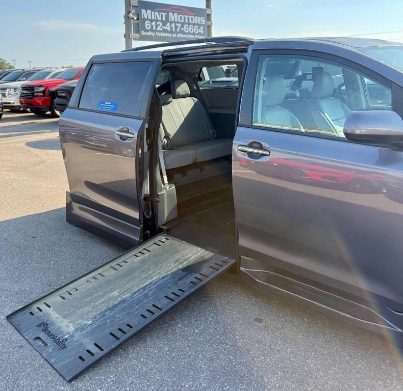 used 2020 Toyota Sienna car, priced at $30,995