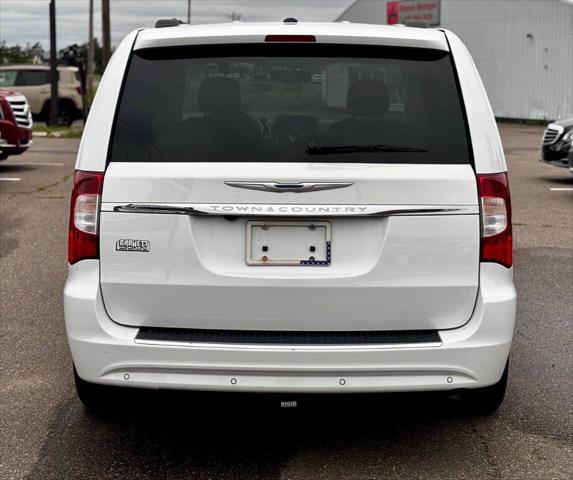used 2014 Chrysler Town & Country car, priced at $10,995