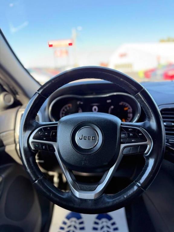used 2020 Jeep Grand Cherokee car, priced at $19,995