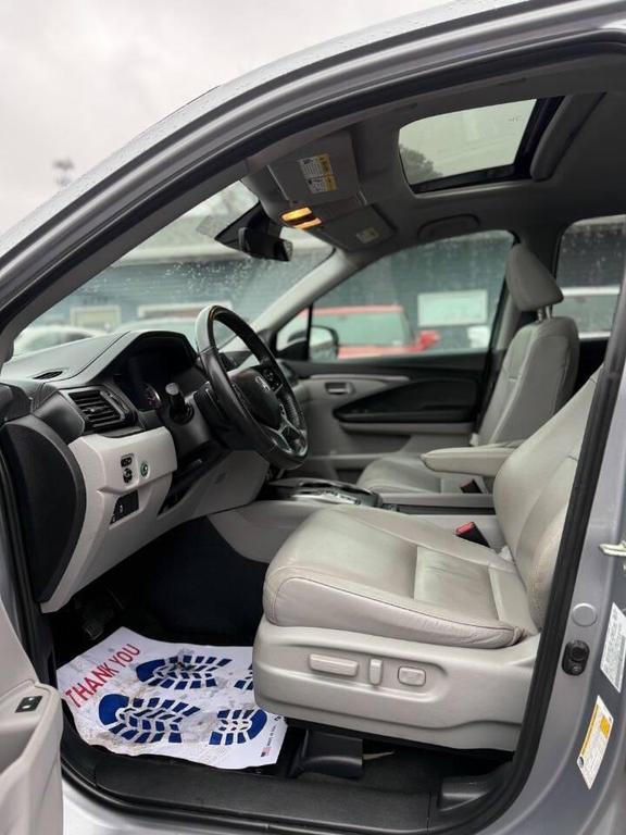 used 2021 Honda Pilot car, priced at $20,995