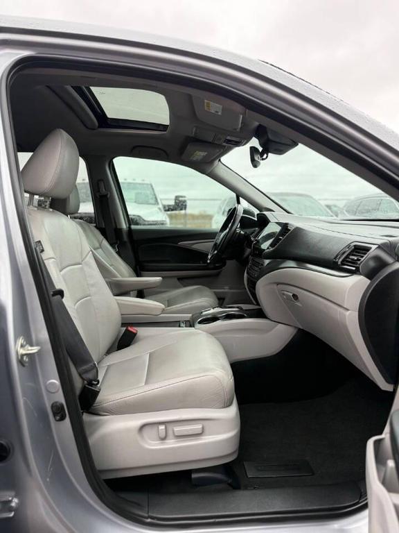 used 2021 Honda Pilot car, priced at $20,995