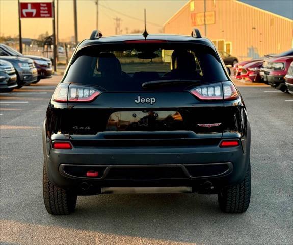 used 2019 Jeep Cherokee car, priced at $18,995