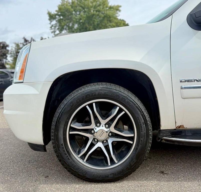 used 2013 GMC Yukon XL car, priced at $7,995