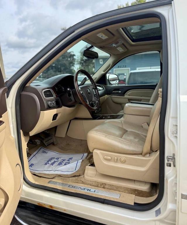 used 2013 GMC Yukon XL car, priced at $7,995