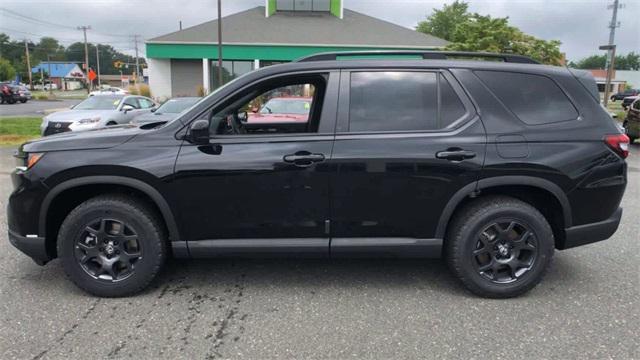 new 2025 Honda Pilot car, priced at $50,795