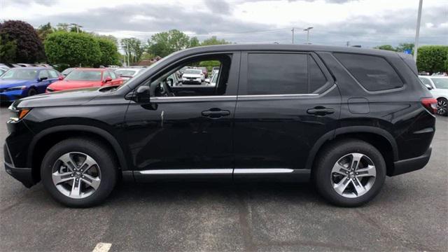 new 2025 Honda Pilot car, priced at $47,725