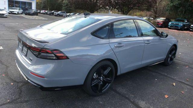 new 2025 Honda Accord Hybrid car