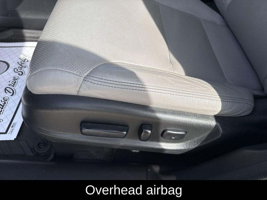 used 2015 Honda CR-V car, priced at $17,140