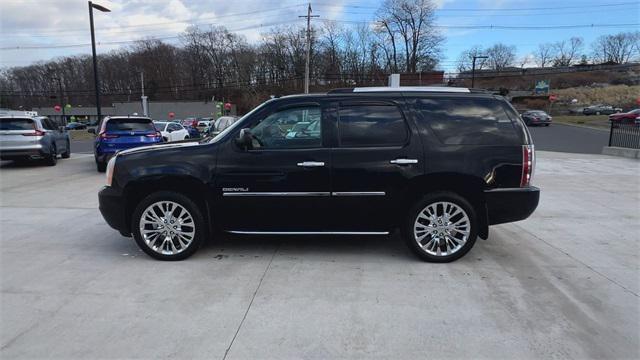 used 2012 GMC Yukon car, priced at $16,500