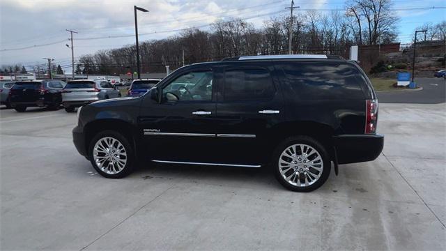 used 2012 GMC Yukon car, priced at $16,500