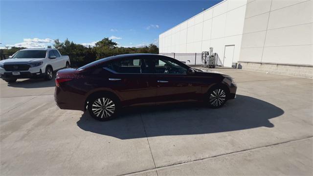 used 2023 Nissan Altima car, priced at $23,257