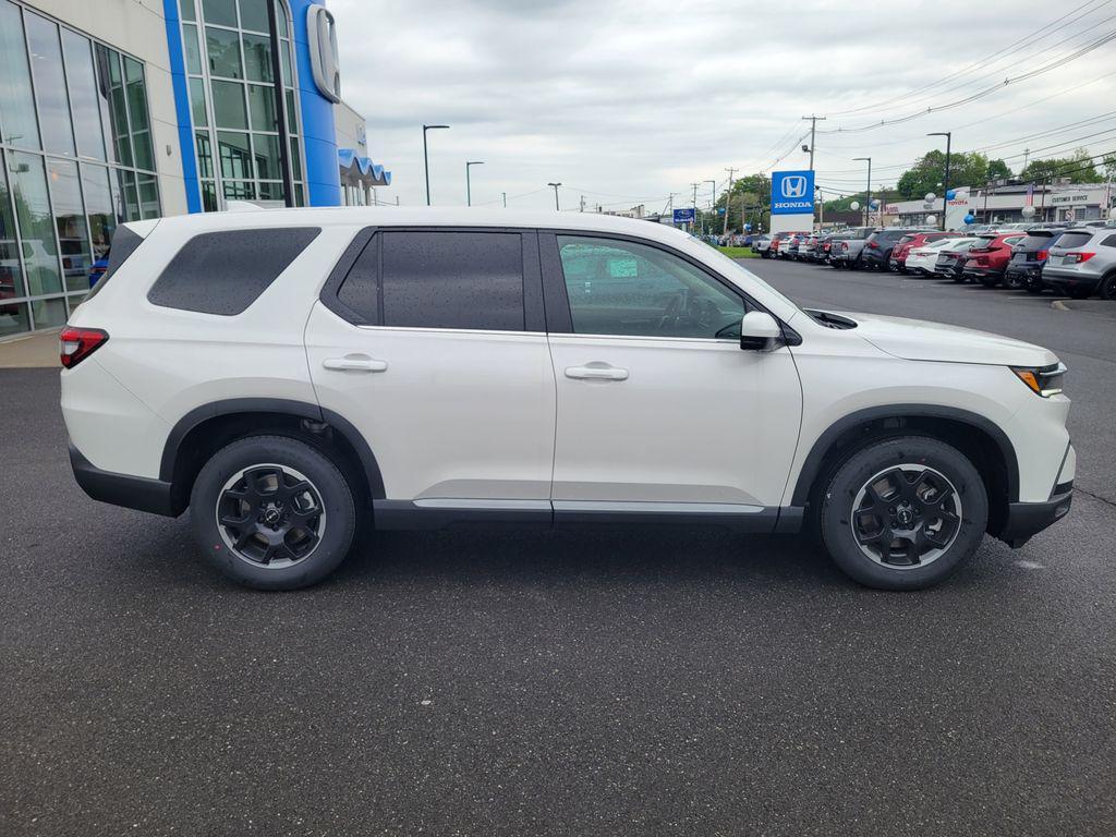new 2025 Honda Pilot car