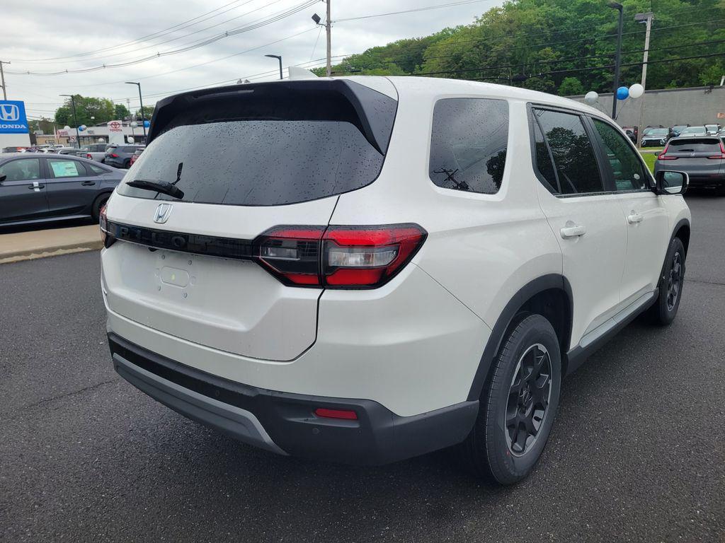 new 2025 Honda Pilot car