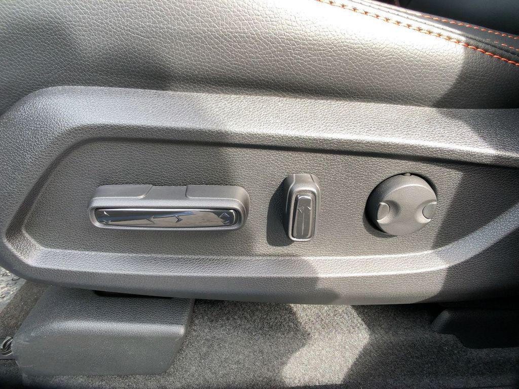 new 2025 Honda Pilot car, priced at $50,895