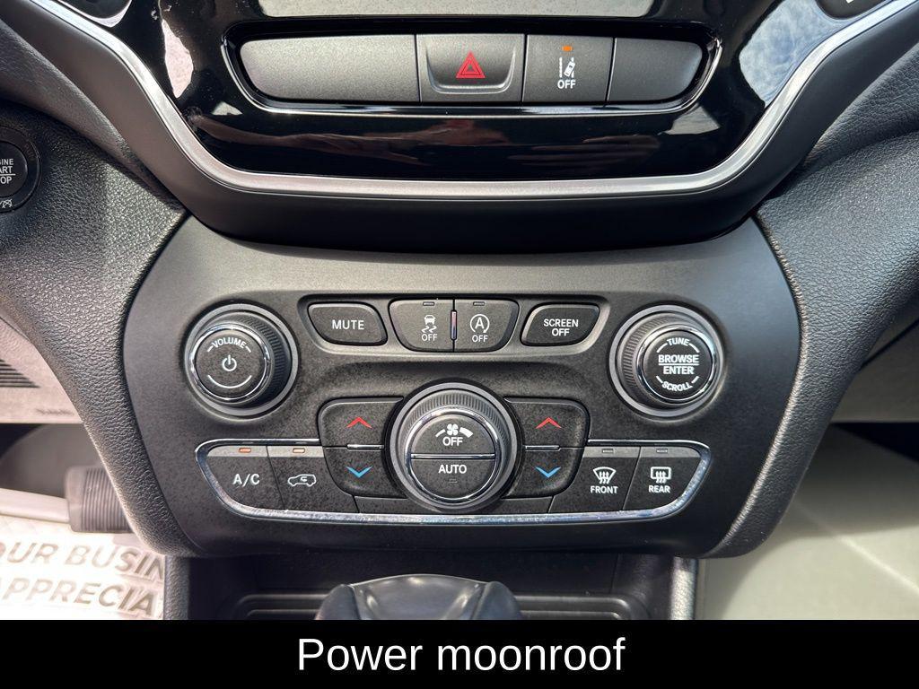 used 2022 Jeep Cherokee car, priced at $21,517