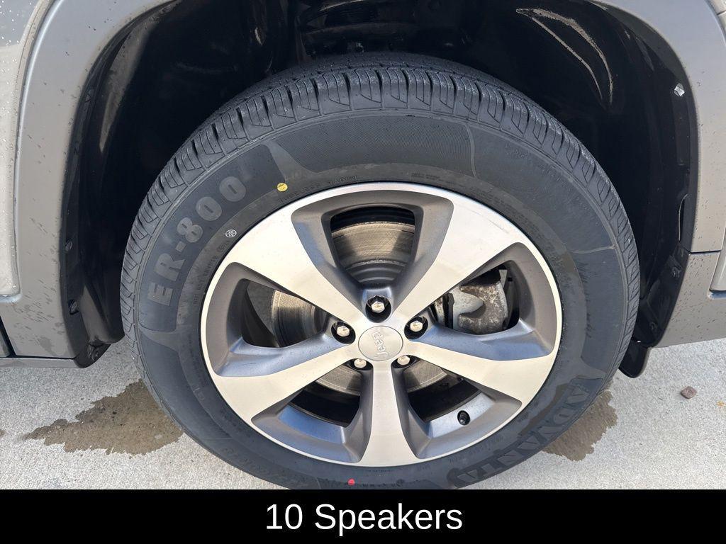 used 2022 Jeep Cherokee car, priced at $21,517