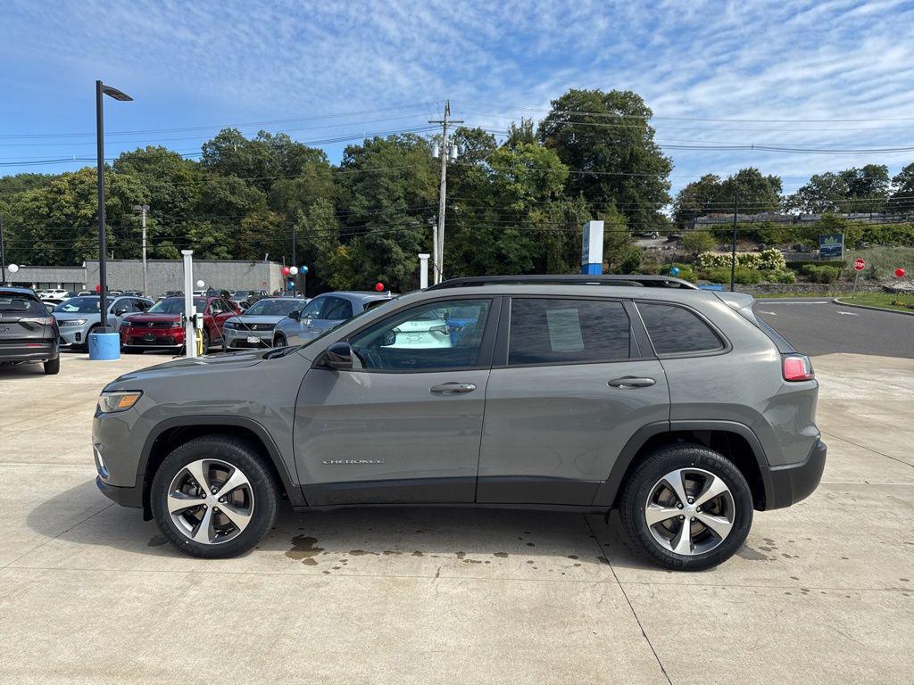used 2022 Jeep Cherokee car, priced at $21,517