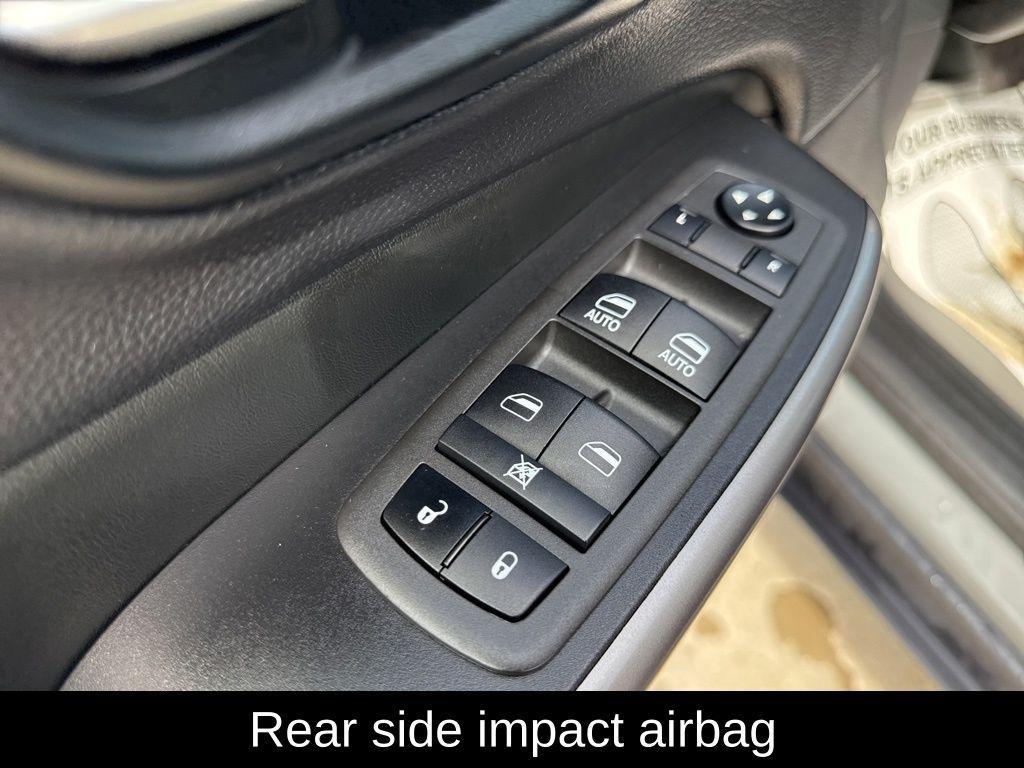 used 2022 Jeep Cherokee car, priced at $21,517