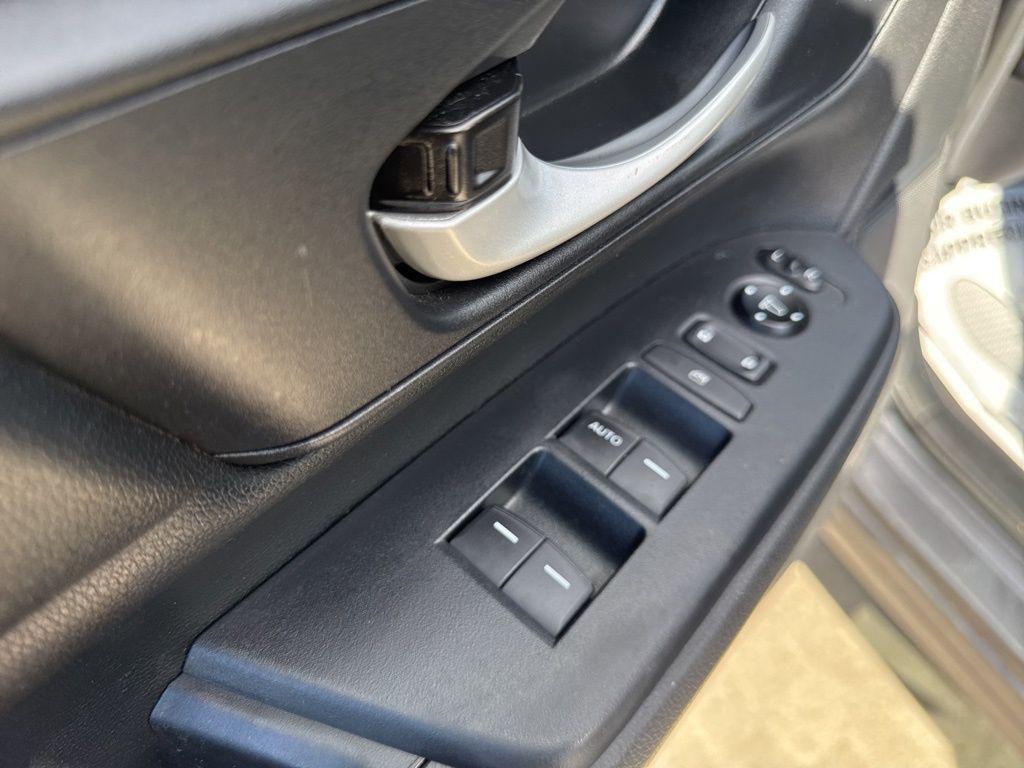 used 2018 Honda CR-V car, priced at $14,280