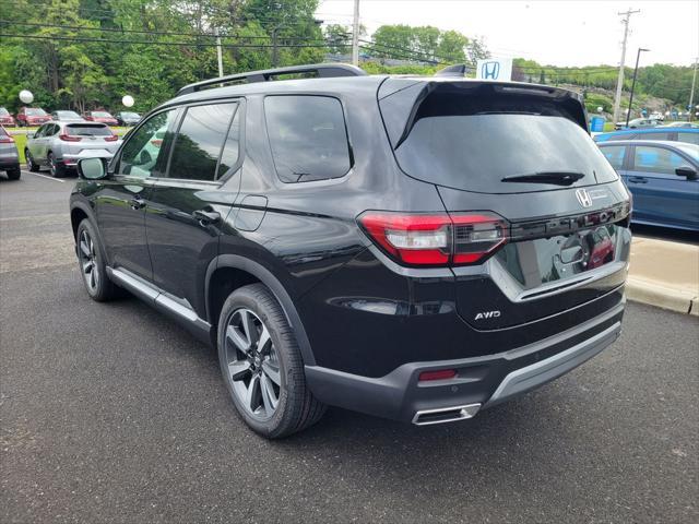 new 2025 Honda Pilot car, priced at $55,260