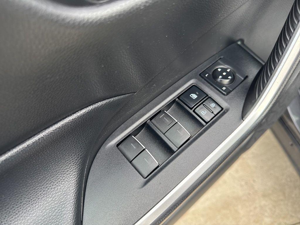 used 2022 Toyota RAV4 Hybrid car, priced at $27,961