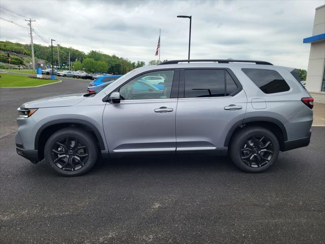 new 2025 Honda Pilot car, priced at $52,950
