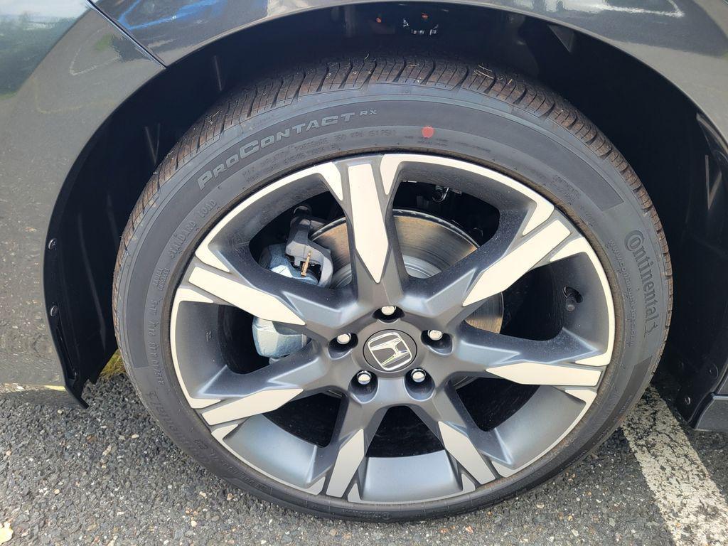 new 2026 Honda Civic Hybrid car, priced at $33,490