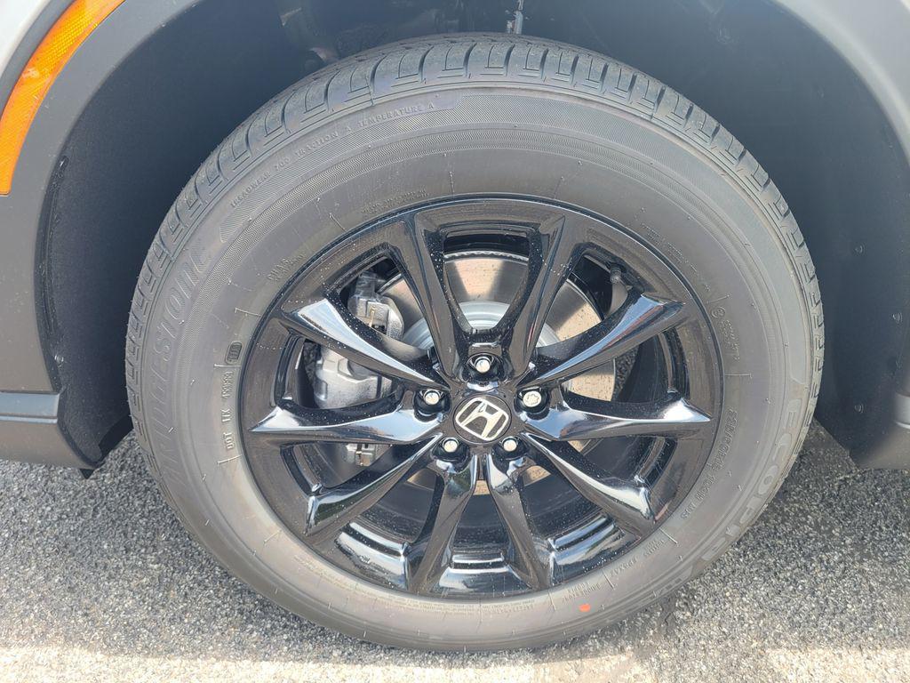 new 2026 Honda CR-V Hybrid car, priced at $41,675