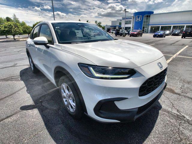 new 2025 Honda HR-V car, priced at $28,750